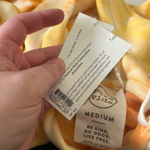 Pura vida NWT road tripper orange white tie dye long sleeve pullover sweatshirt - Picture 5 of 13